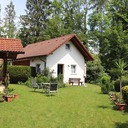 Apartment #4 Mit Terrasse In Zentraler Dennoch Ruhiger Lage - Stadtbus Vor Der Tür! Lindau (Bodensee)